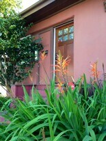 Building Photo - 1652 RUSSELL ST