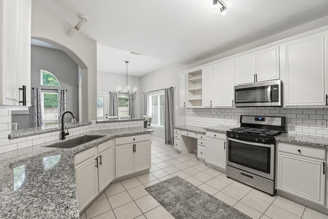 Building Photo - 21812 Grand Lancelot Dr