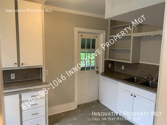 Building Photo - 1405 Lincoln Dr