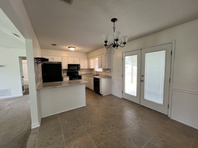 Building Photo - 18874 Mahan Loop