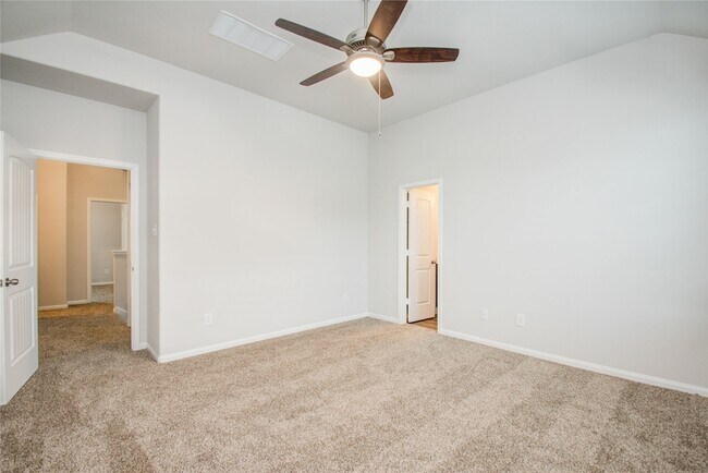 Building Photo - 21915 Grand Majestic Dr