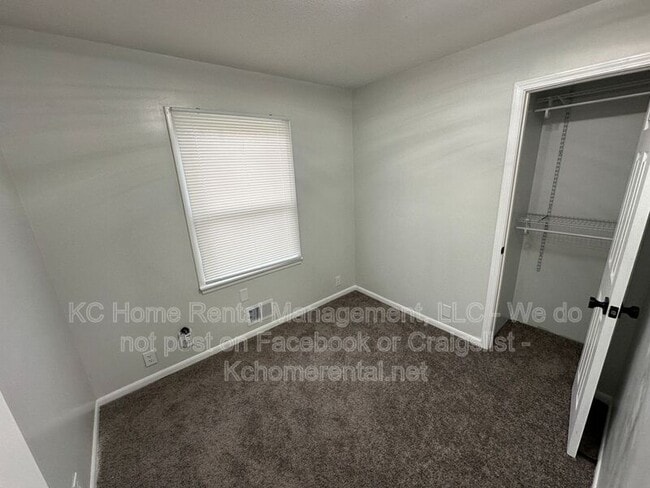 Building Photo - 5016 Norwood Ave