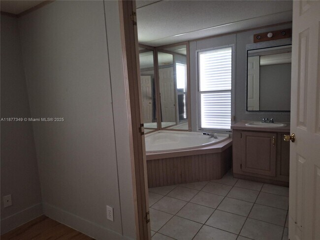 Building Photo - 35303 SW 180th Ave