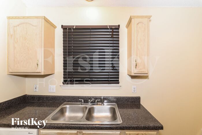 Building Photo - 4453 Pecan Forest Ct