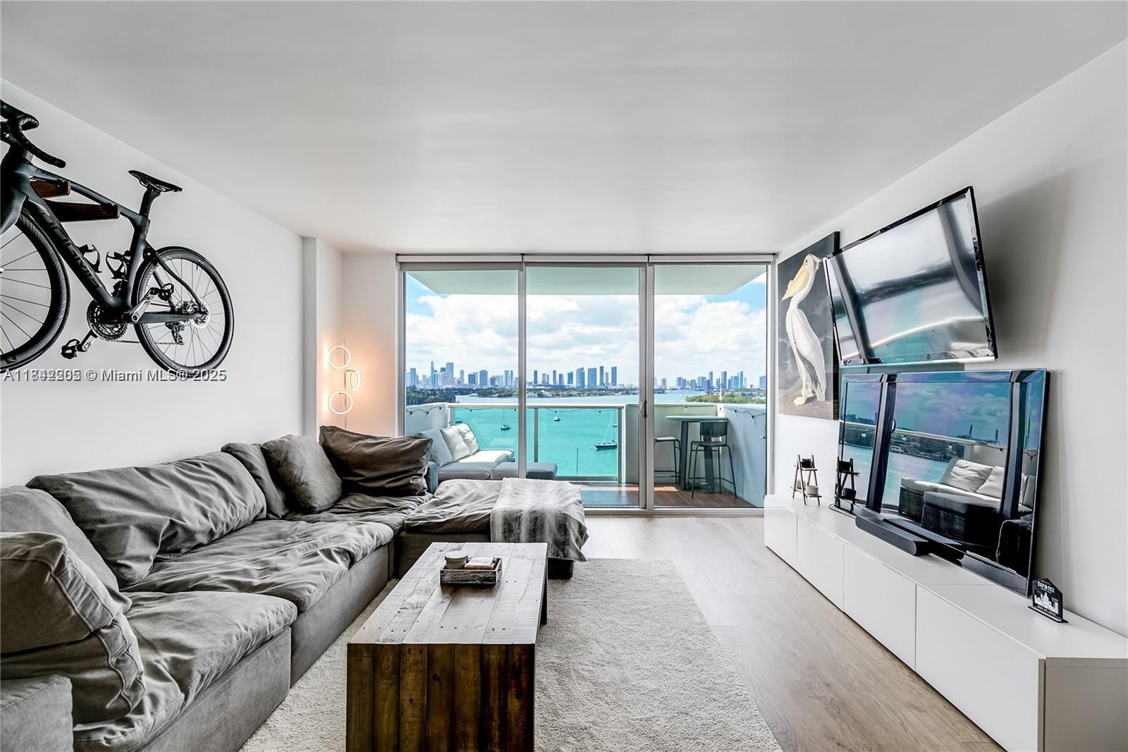 Building Photo - 1200 West Ave