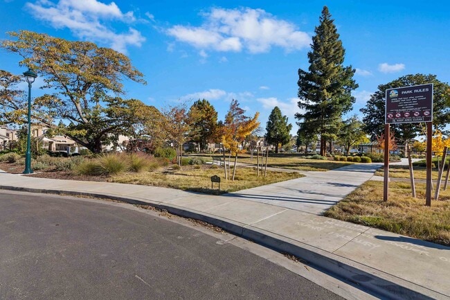 Building Photo - 3012 Vasquez Ct