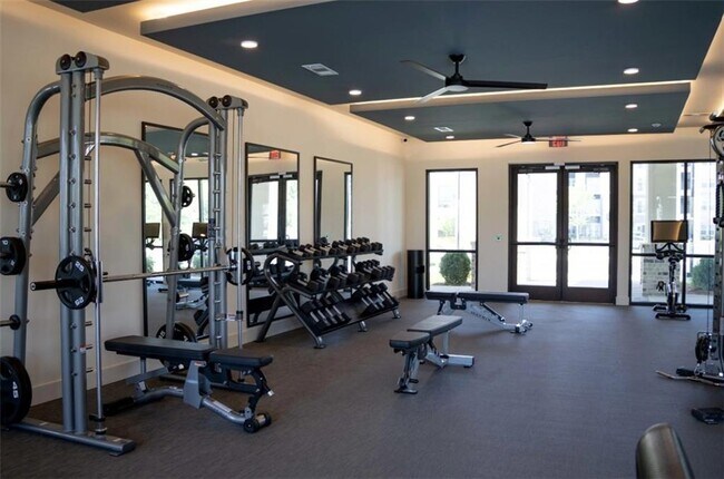 Building Photo - 300 Hwy 81