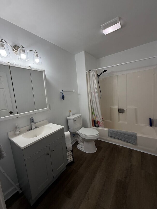 Building Photo - Parham McCormick Rd