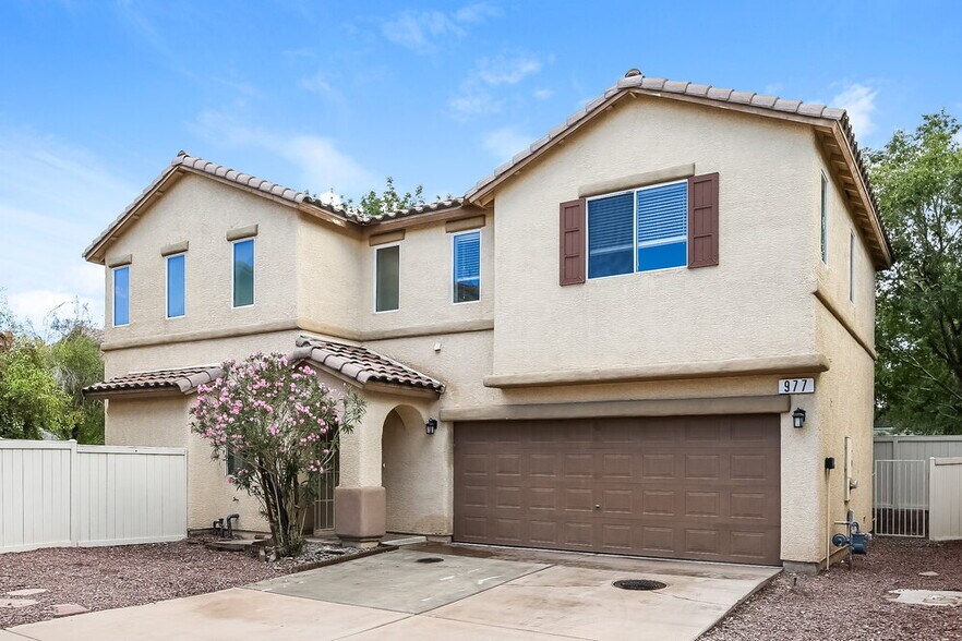 Building Photo - 977 Alfonso Ave