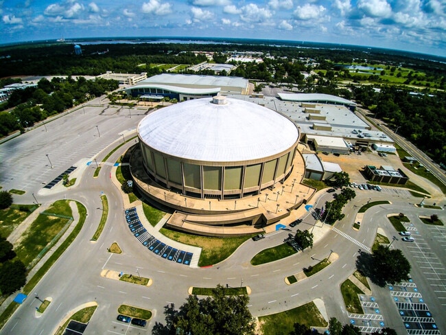 Building Photo - 2046 Beach Blvd