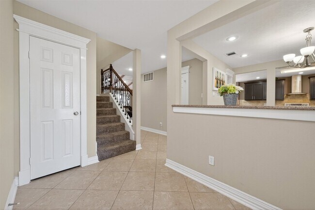 Building Photo - 13703 Templar Ln