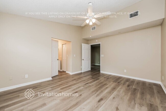 Building Photo - 11332 Maxton Way