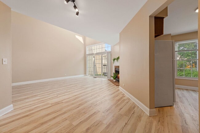 Building Photo - 4876 Prestwick Pl
