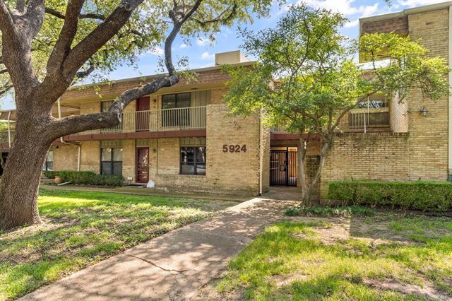 Building Photo - 5924 Birchbrook Dr