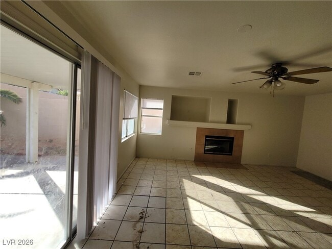 Building Photo - 25 Newburg Ave