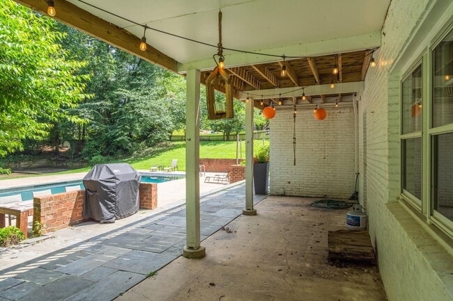 Building Photo - 7732 Canal Ct