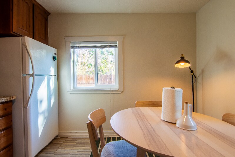 Building Photo - 1748 S 200 E