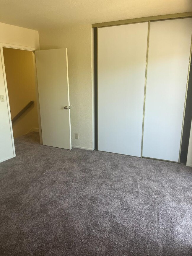 Building Photo - 42 Washington St