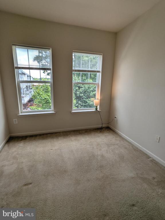 Building Photo - 22404 Glenbow Way