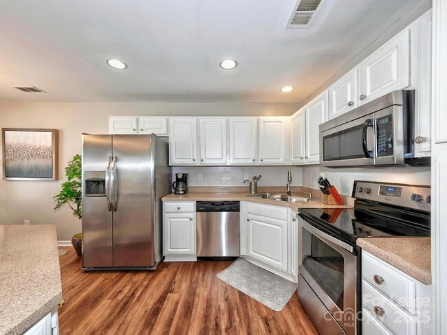 Building Photo - 11316 Morgan Valley Ln