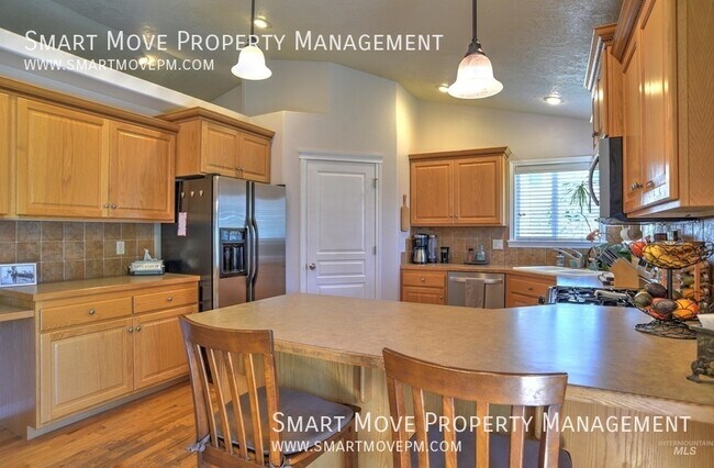 Building Photo - 3618 N Alexis Way