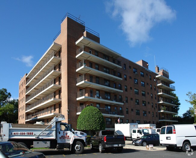 340 Regent St Port Chester, NY Apartment Finder