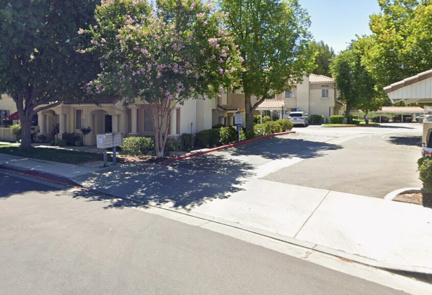 Building Photo - 18110 Flynn Dr