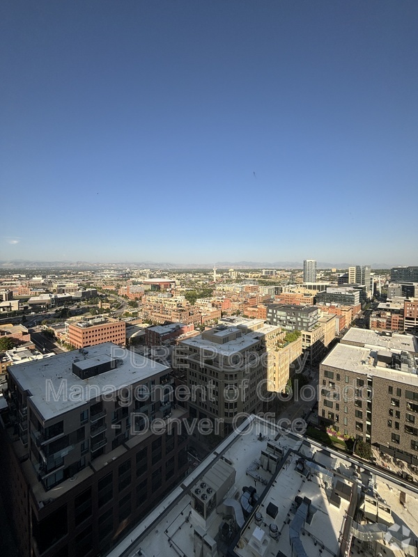 Building Photo - 1625 Larimer St