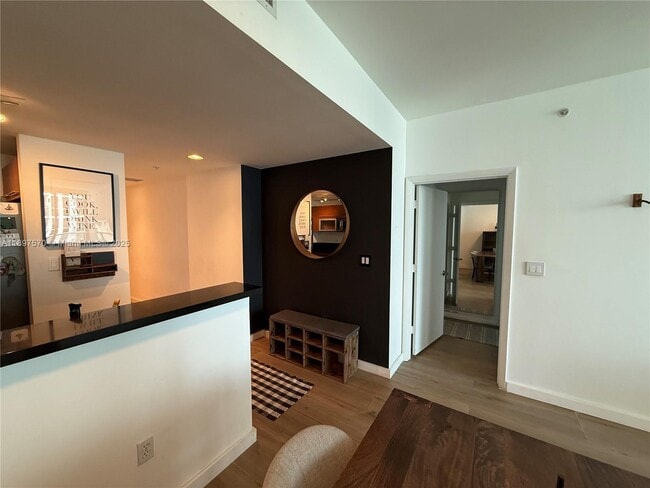 Building Photo - 253 NE 2nd St