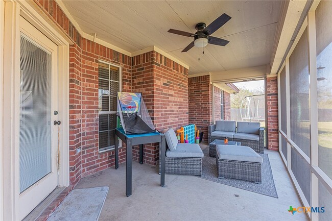 Building Photo - 4011 Salt Fork Dr