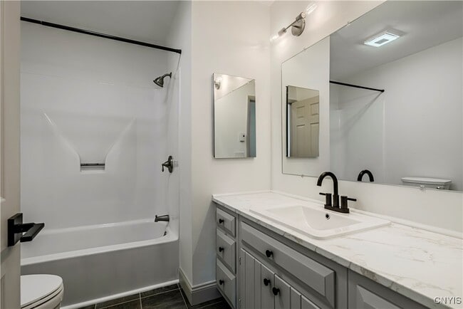 Building Photo - 57 Beechwood Rd