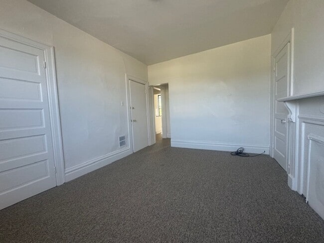 Building Photo - 5106 Baum Blvd