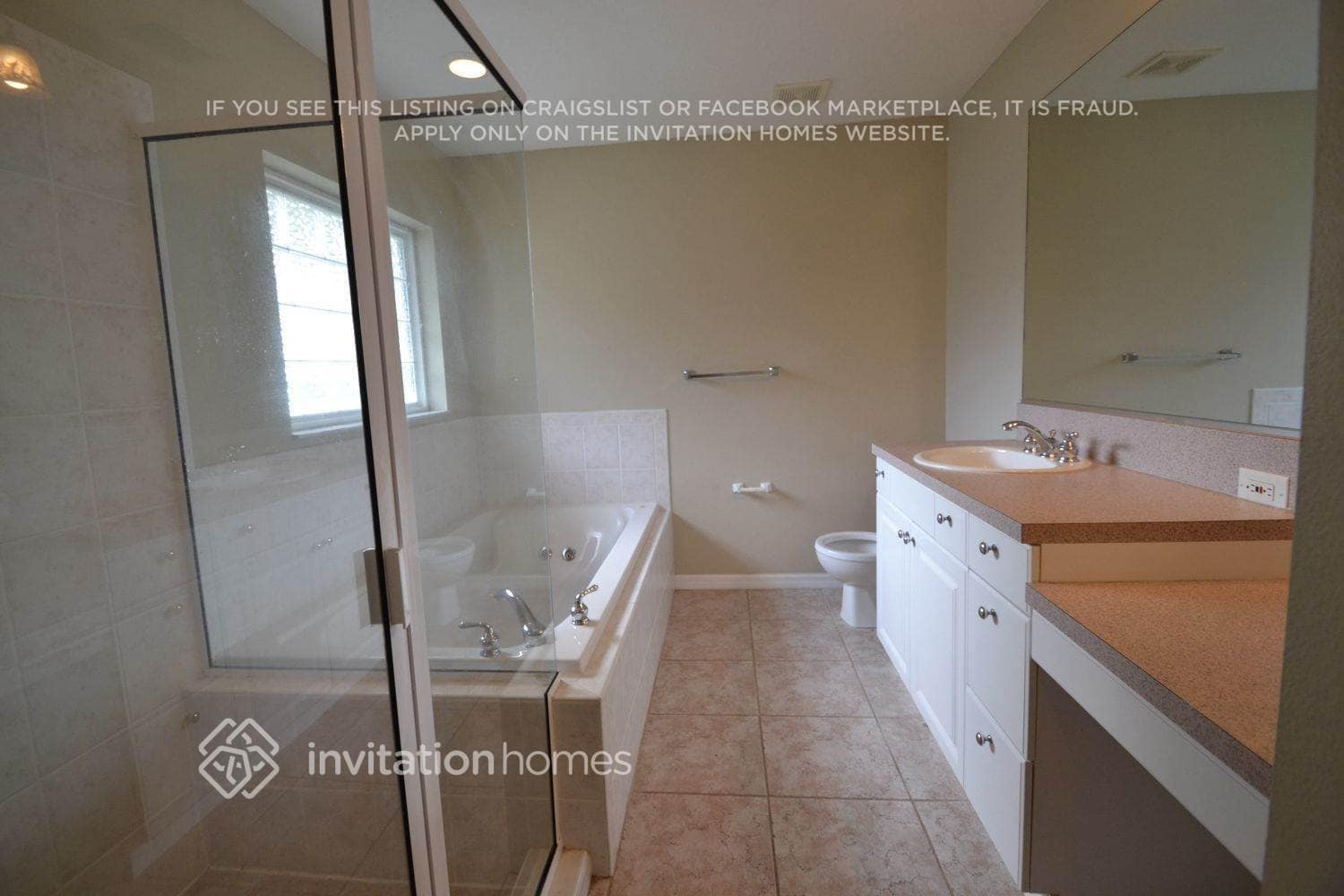 Building Photo - 6010 68th Dr E