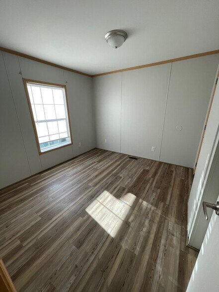 Building Photo - 5 Auk Ct