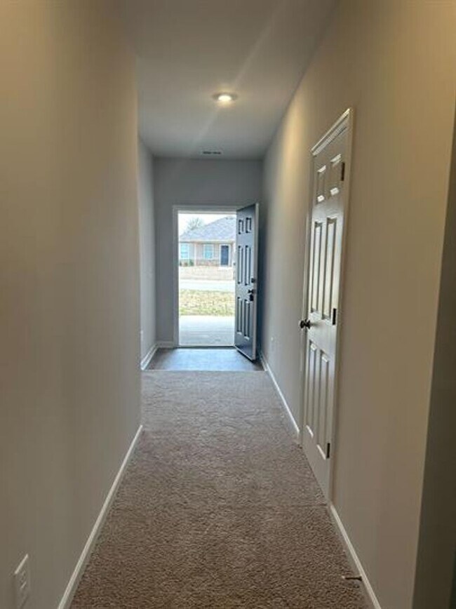 Building Photo - Modern Living in Odenville | 3BR/2BA