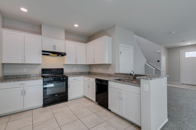 Building Photo - South West/ Mountains Edge 3 BD, 2.5 BA GATED COMMUNITY HOME