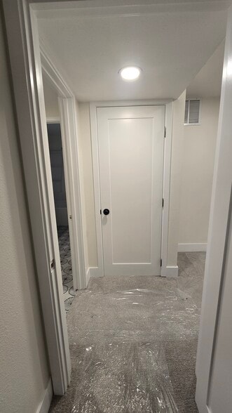 Building Photo - 2934 S Zurich Ct