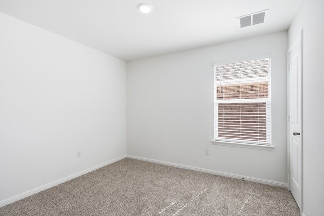 Building Photo - 1904 Marlin Spike Dr