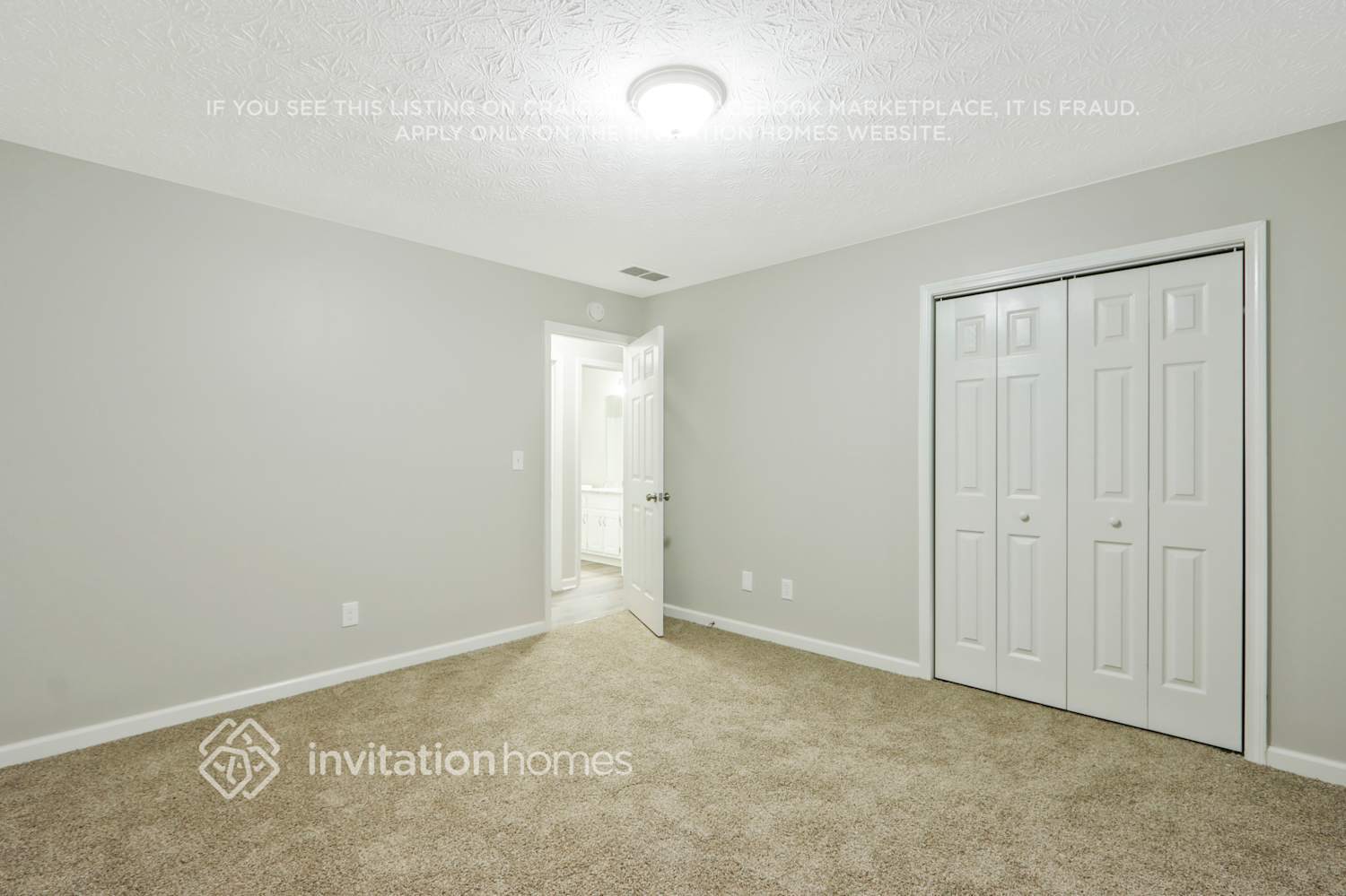 Building Photo - 415 Cambridge Way