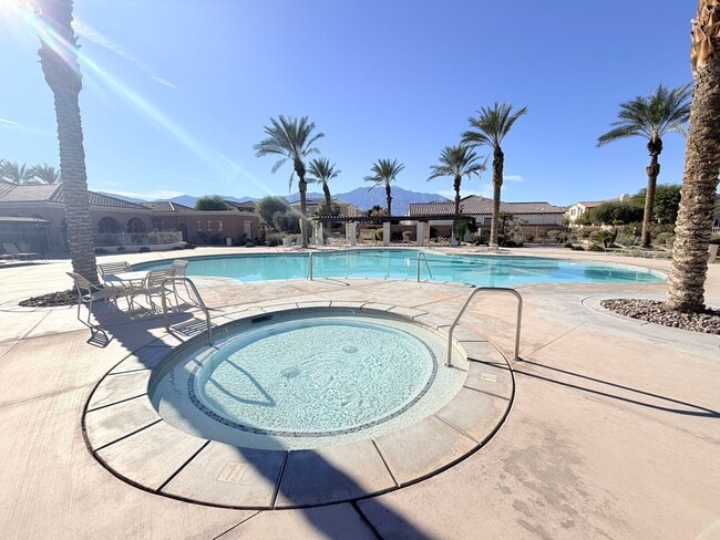 Building Photo - Beautifully upgraded home in the desirable Le Campanile Community