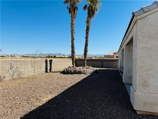 Building Photo - 2057 Sandtrap Ln