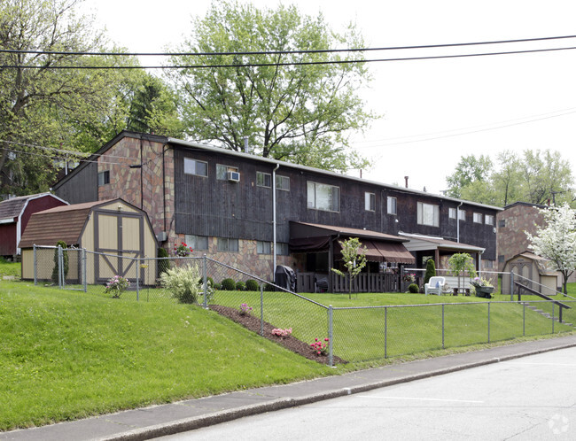 Building Photo - North Braddock