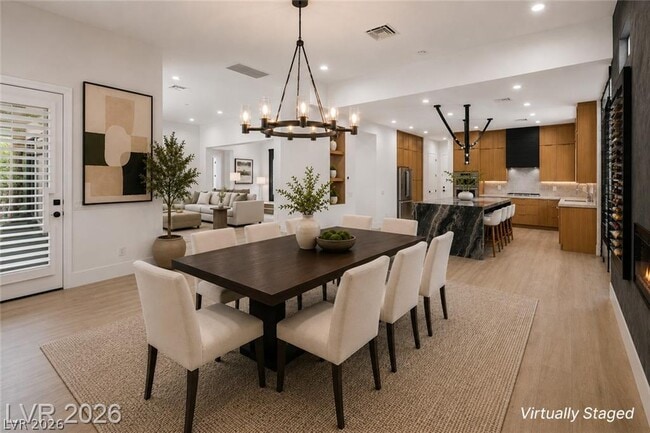Building Photo - 29 Desert Highlands Dr