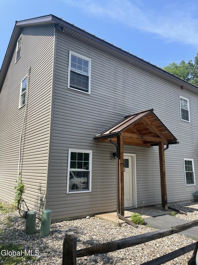 Primary Photo - 4282 NY-50