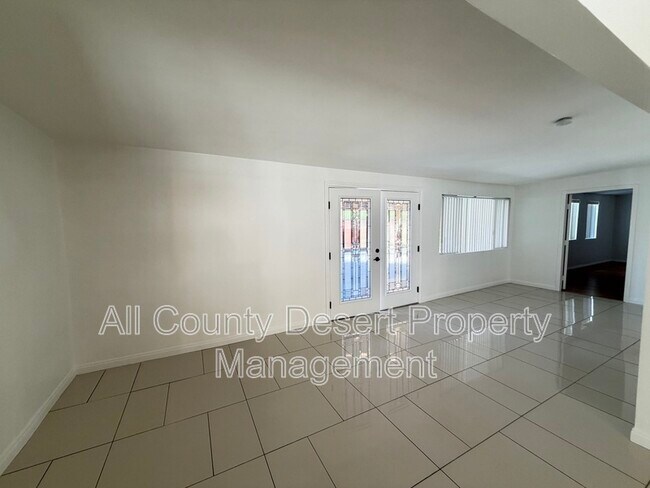 Building Photo - 70091 Cobb Rd