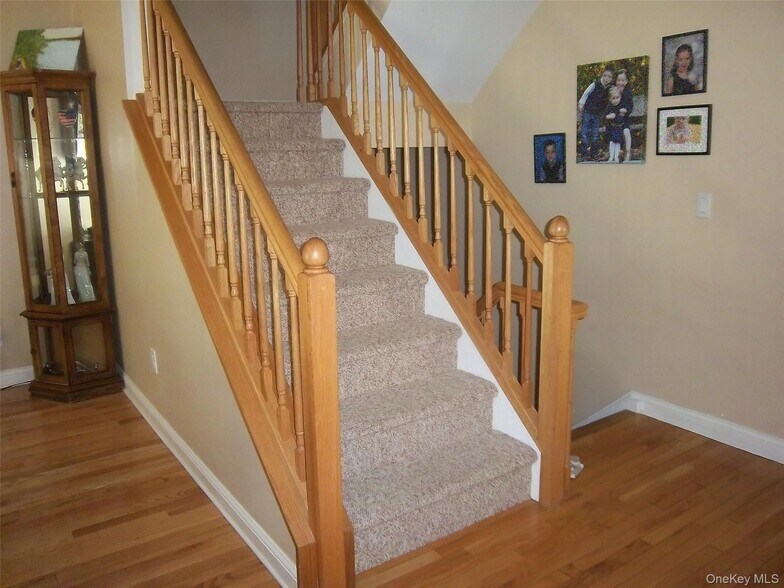 Building Photo - 36 Briarbrook Dr