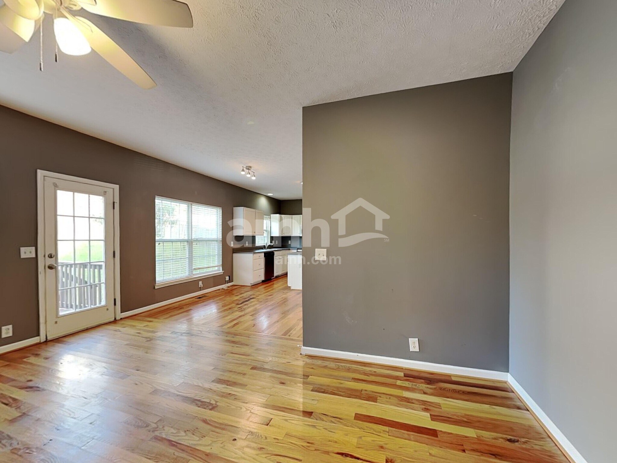 Building Photo - 7041 Calderwood Dr