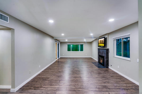 Building Photo - 12486 Rios Rd