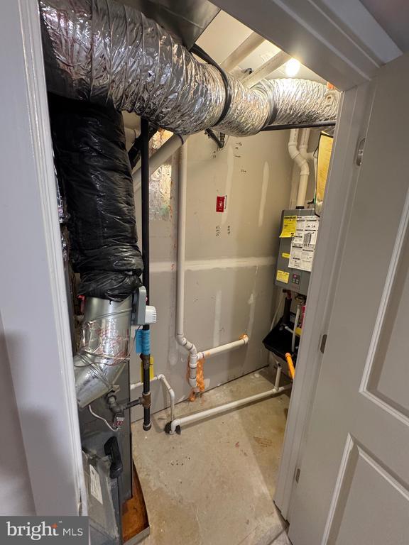 Building Photo - 4151 Skipton Pl