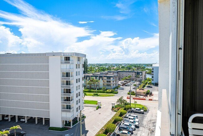 Building Photo - 3560 S Ocean Blvd